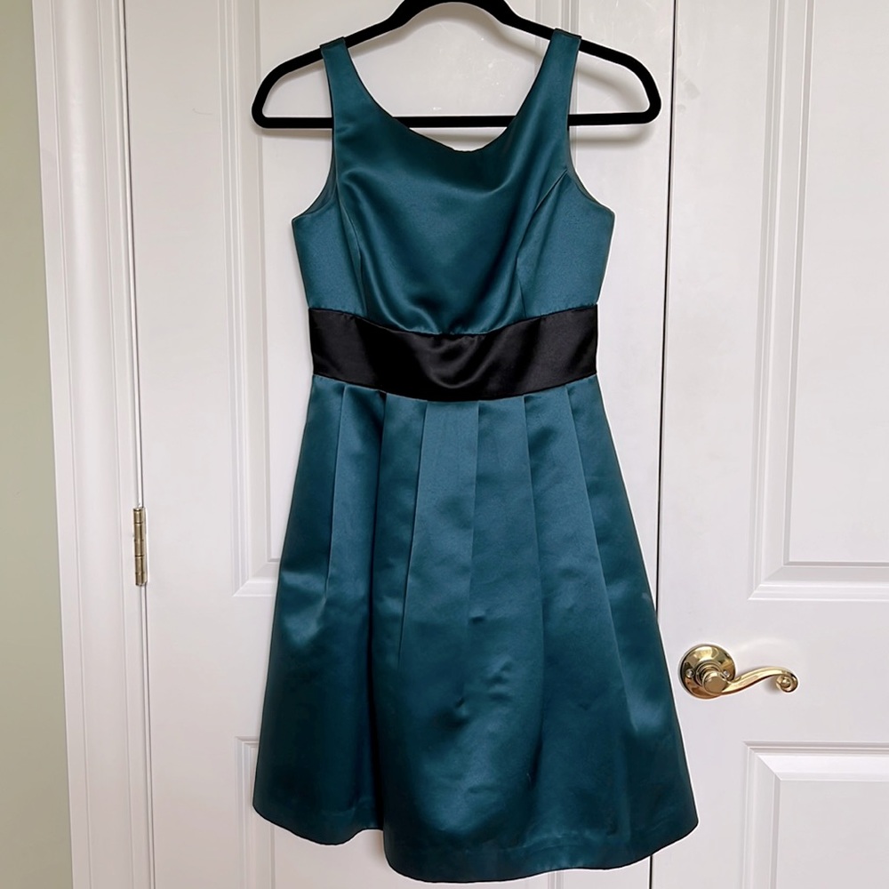 Max and Cleo emerald dress size 4
